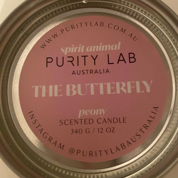 Purity lab Pink and white butterfly candle - Picture 4 of 4